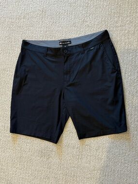 Travis Mathew Men's Black Performance Shorts, Size 38